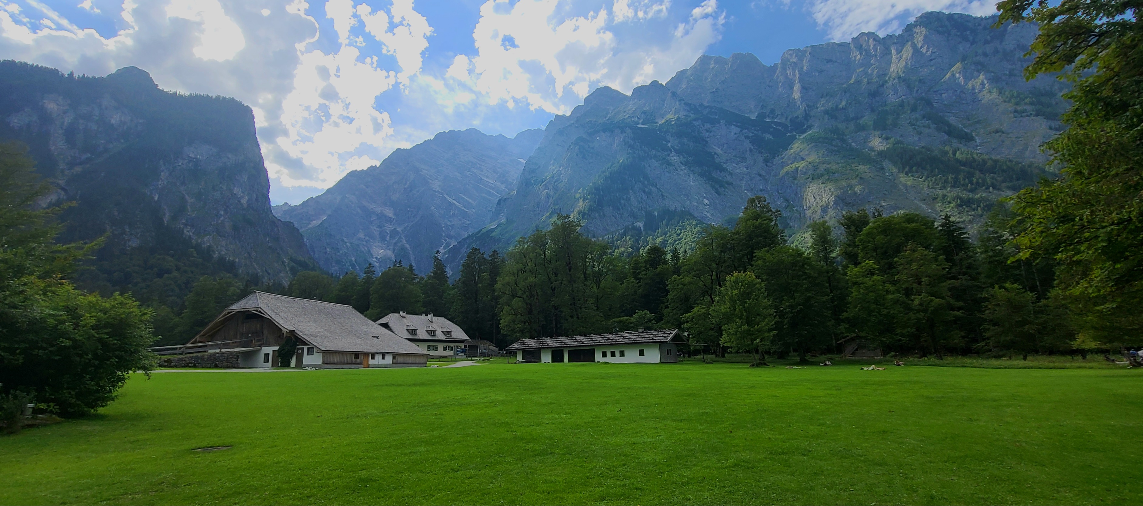 Yana's Wanderlust - travel blog