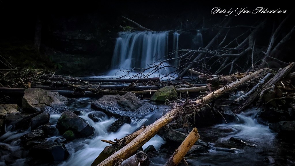 Church Vault Brook Falls photo by Yana Aleksandrova