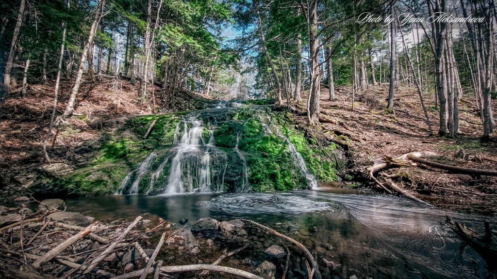 Givan’s Brook Falls photo by Yana Aleksandrova