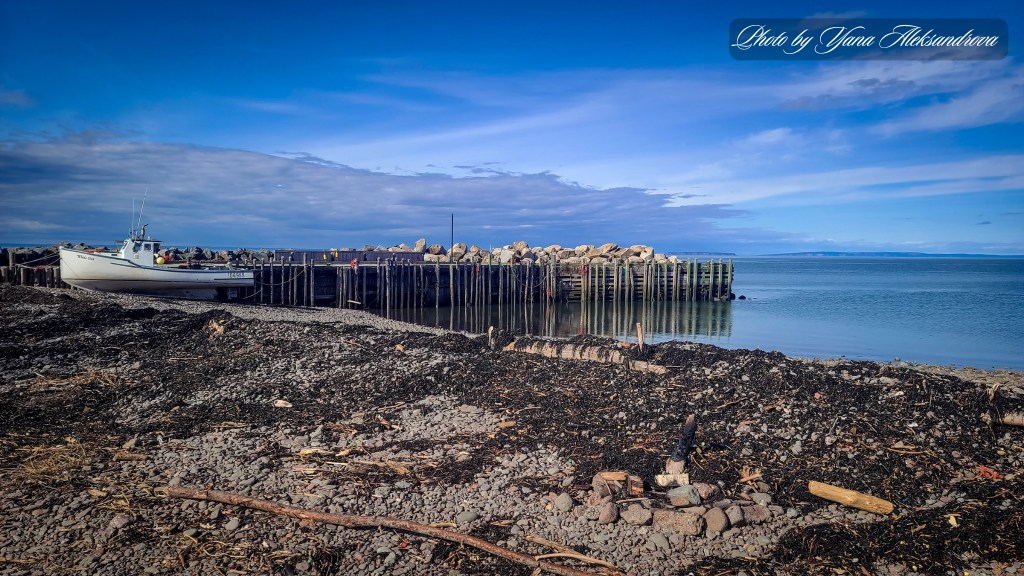 Margaretsville Beach photo by Yana Aleksandrova