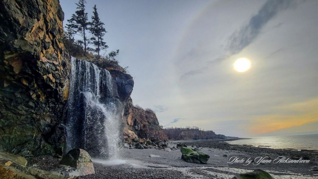 Russia Brook Falls photo by Yana Aleksandrova