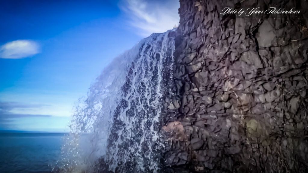 Margaretsville Beach Waterfall photo by Yana Aleksandrova