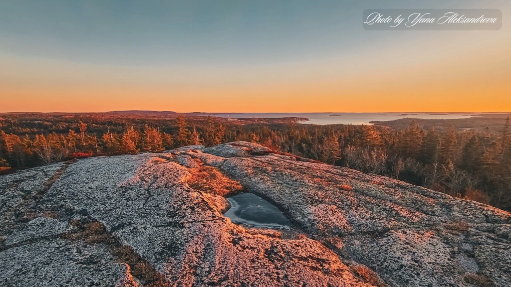 photo Castle Rock, NS view from the top