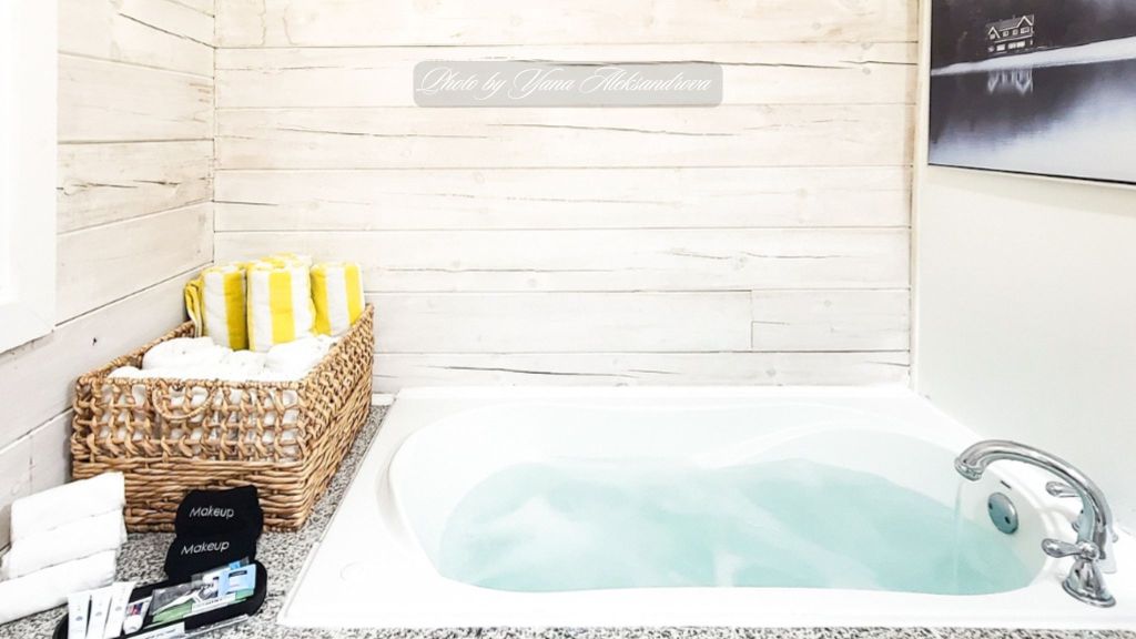 Cottage by the Fox Point Lake in Hubbards Nova Scotia