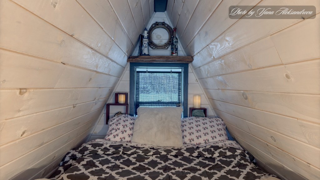 Tiny Home getaway at Five Islands, Nova Scotia